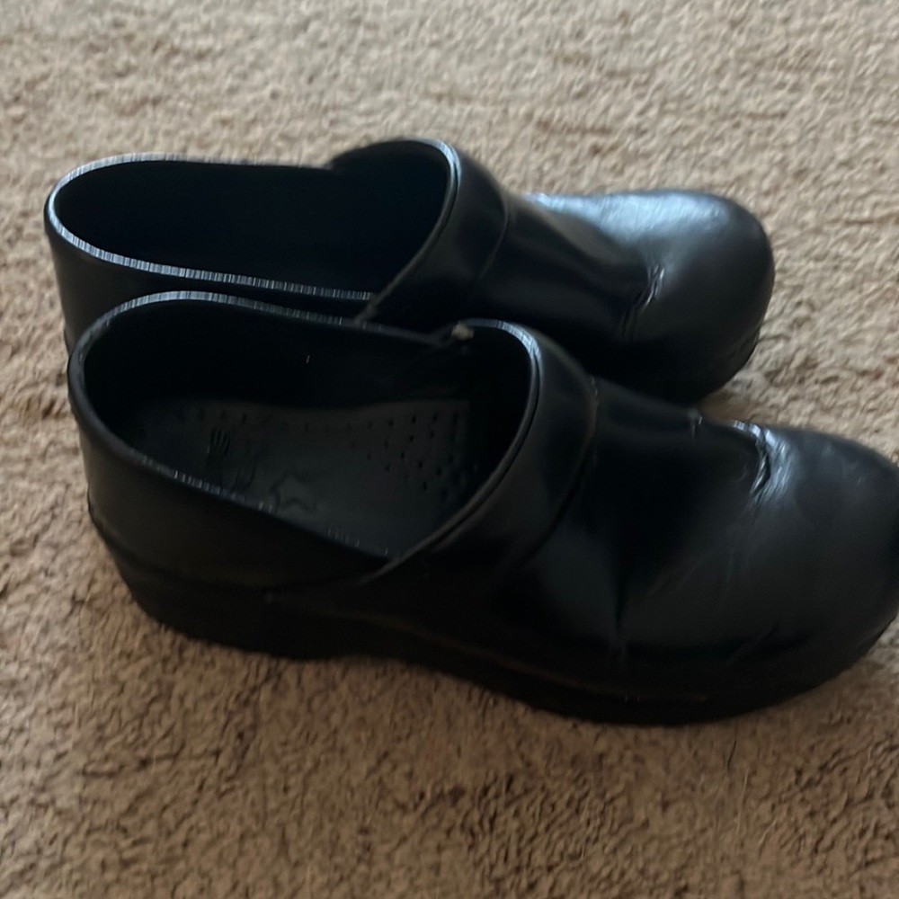 Danako black clogs